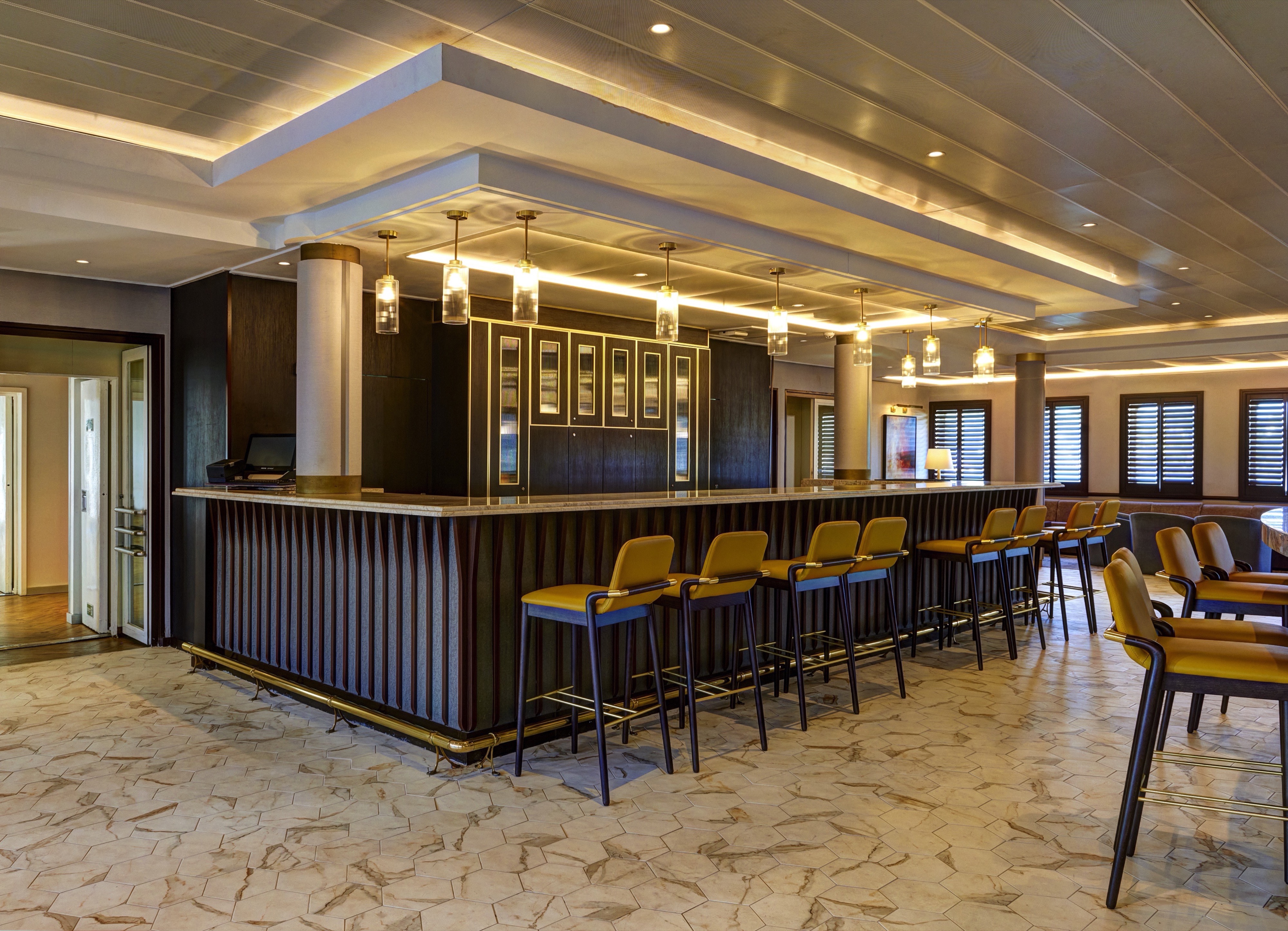 Wind Surf - Lounge